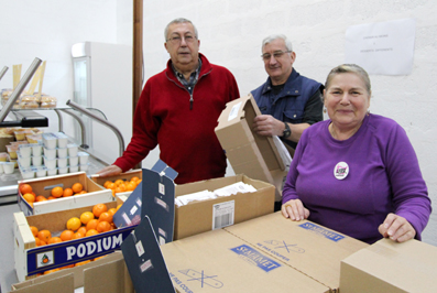 Corbeil-Essonnes : René Ludier, ici à gauche, est le nouveau responsable du Resto du Coeur.